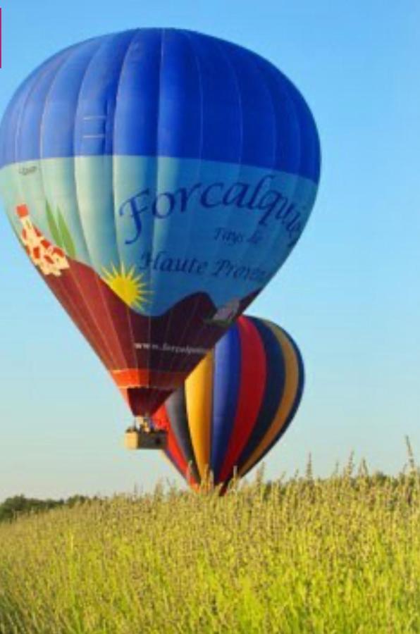 Sous Les Etoiles En Provence, Gite Les Grands Chenes Lurs Exterior foto